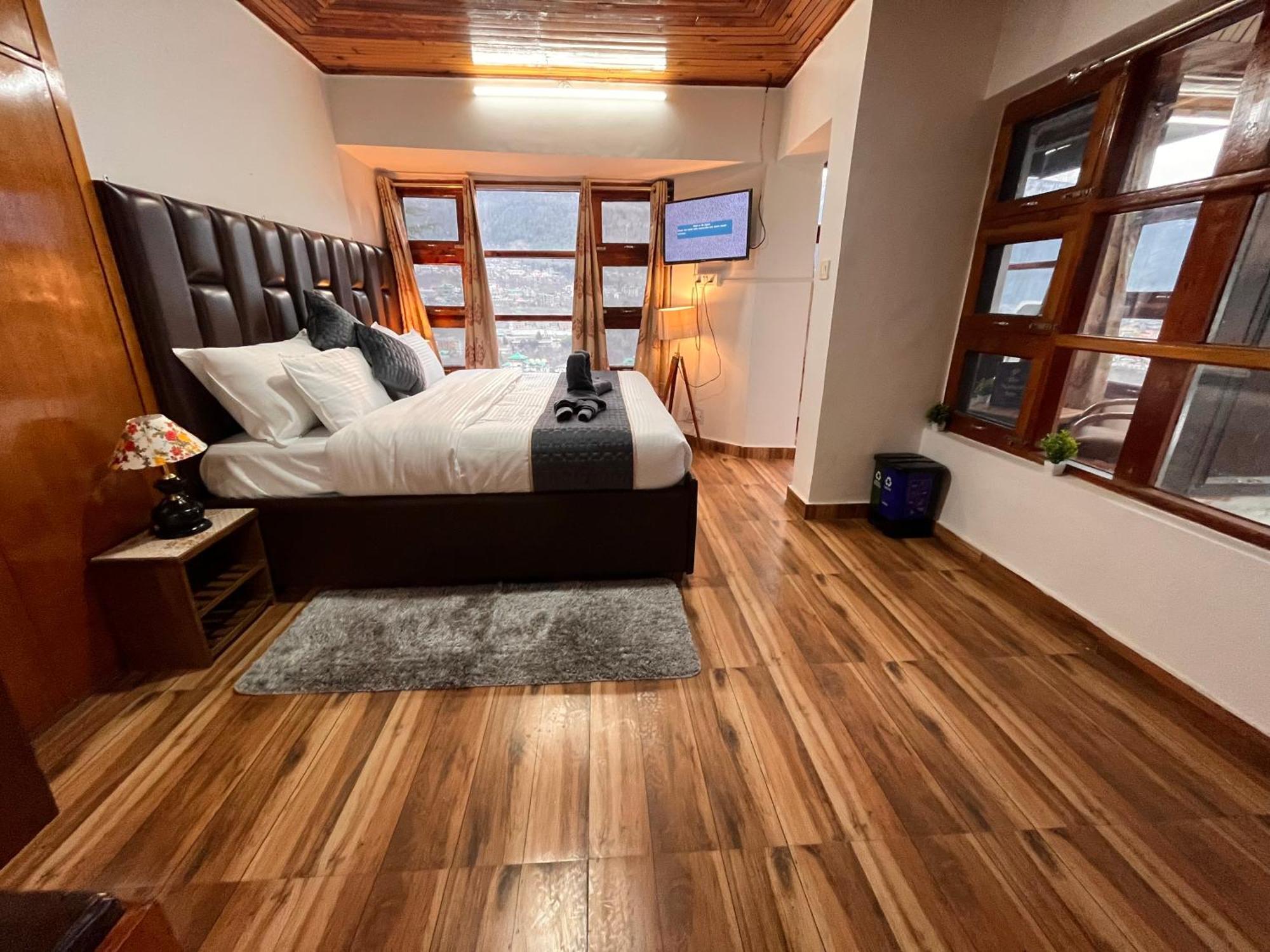 Himalayan River Mountain View 2 Bedrooms Cottage, Manali Exterior photo
